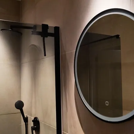 בית אירוח Super De Luxe Privekamer Op Toplocatie - 1 אגמונד אן זי